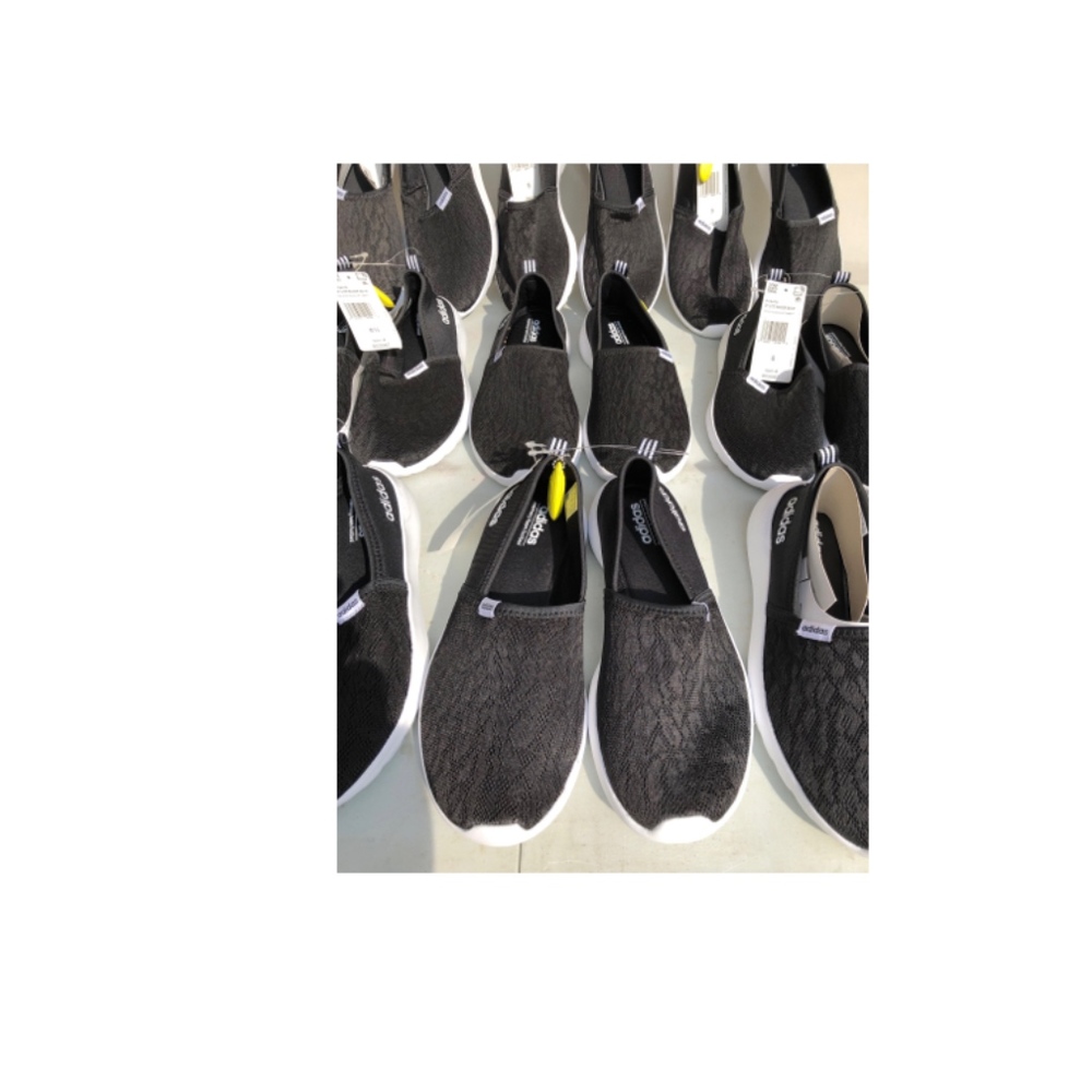 New no Box Adidas Cloudfoam Slip-On Black - Picture 2 of 4